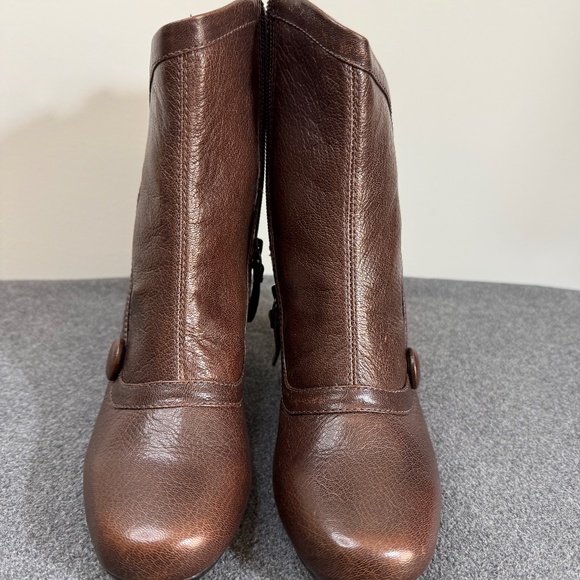 Clarks Shoes - Clarks Bendables Brown Leather Zip Up Ankle Bootie Women’s Size 6 1/2 M
